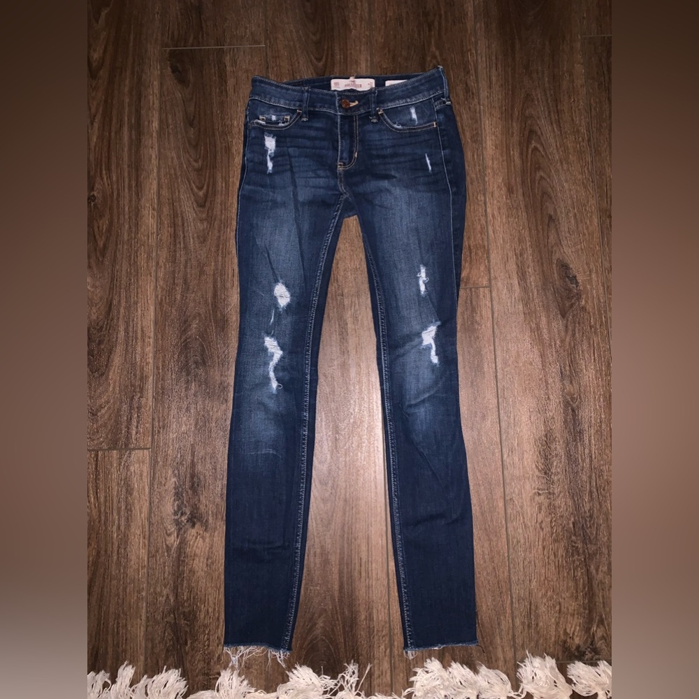 Ripped Skinny Jeans